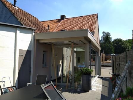 De buitenzijde is (bijna) afgewerkt De buitenzijde is (bijna) afgewerkt
