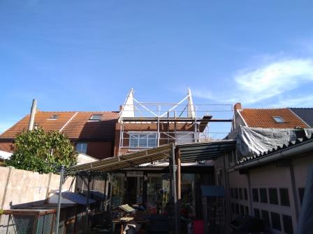 Vanuit de tuin is het nog beter zichtbaar Vanuit de tuin is het nog  beter zichtbaar
